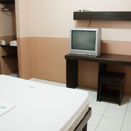 GV Hotel - Naval Biliran Buitenkant foto