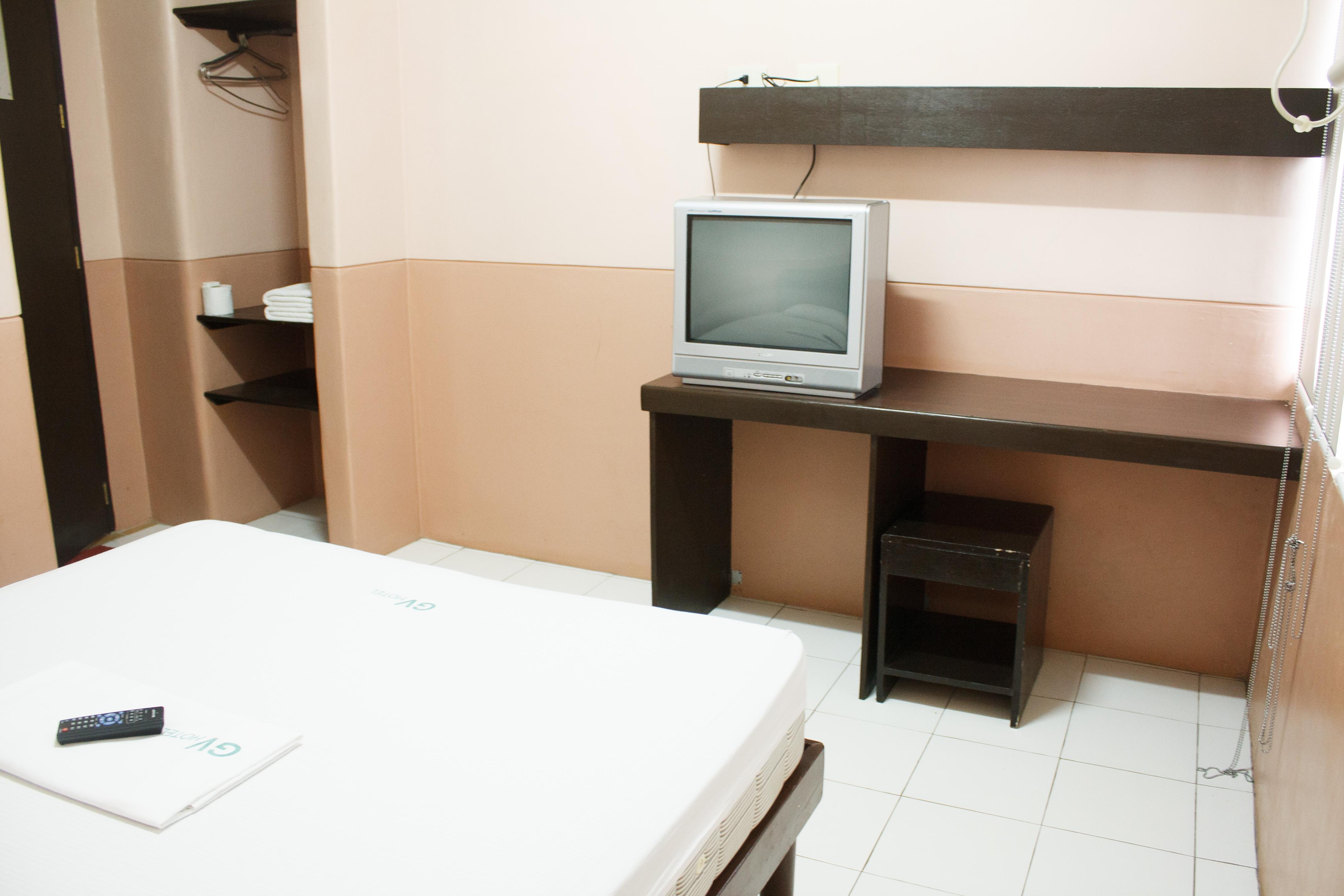 GV Hotel - Naval Biliran Buitenkant foto